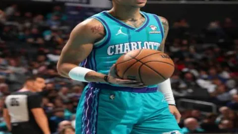 斑马线行车“人让车”足够吗？这些细节千万忽视不得！